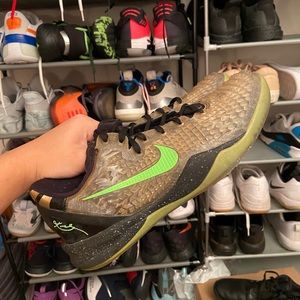 Nike Kobe 8 SS Christmas Size 8.5